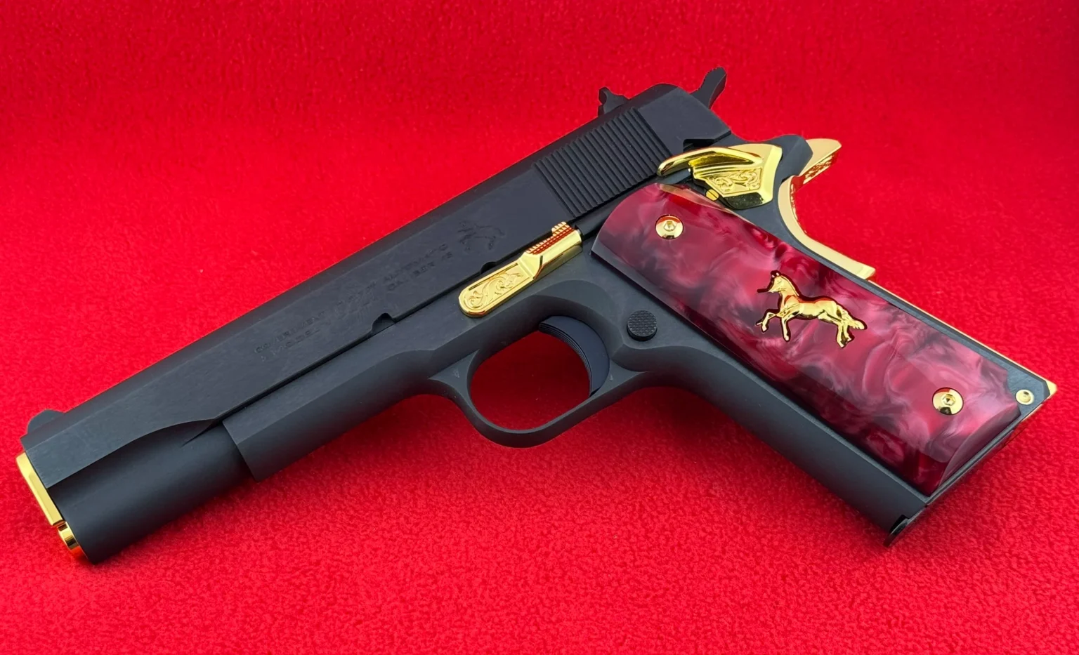 A colored design in a gun.