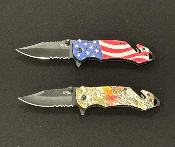 Two pocket knives with 3-inch blades and 4-inch handles.